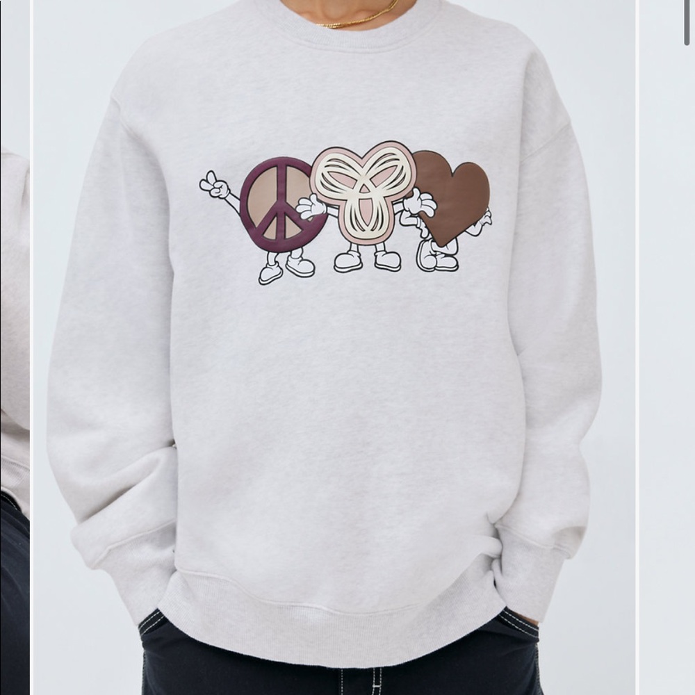Aritzia sweatshirt